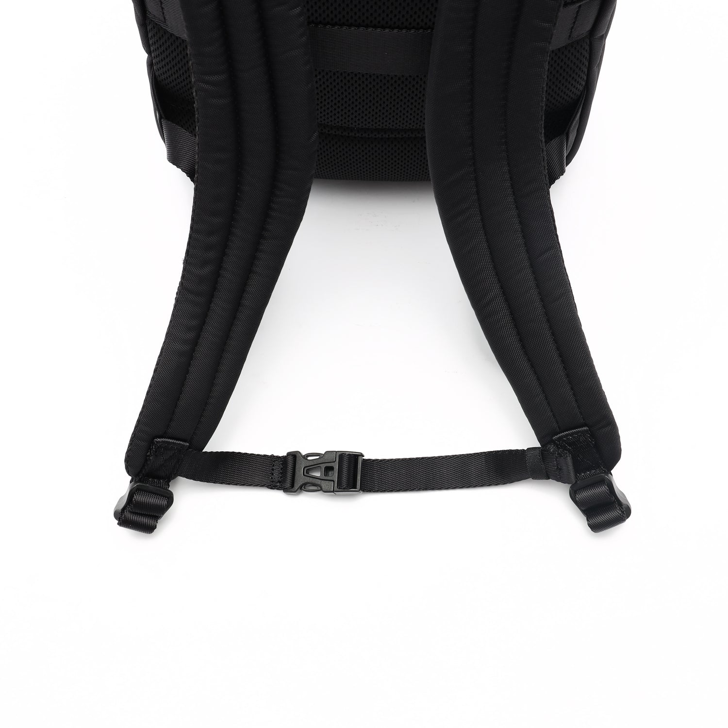 BAPC2304-100 Daybreak Black Backpack Straps
