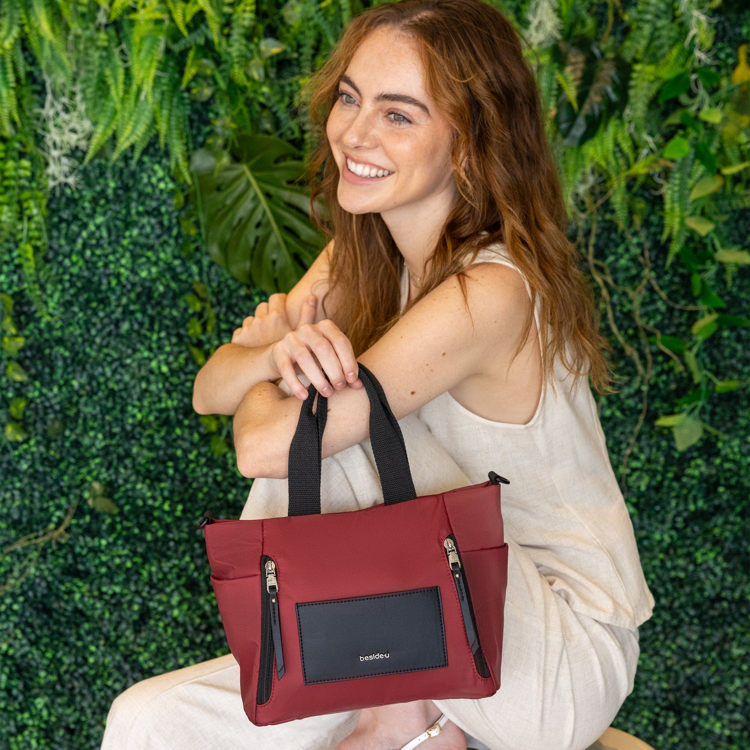 BBY2502-209 Rumble Deep Red Satchel Model Smile