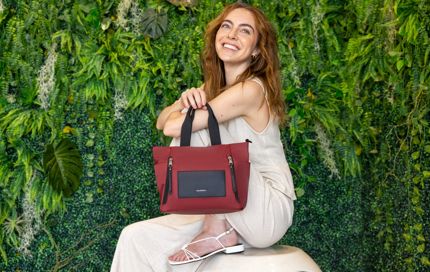BBY2502-209 Rumble Deep Red Satchel Model Looking Up