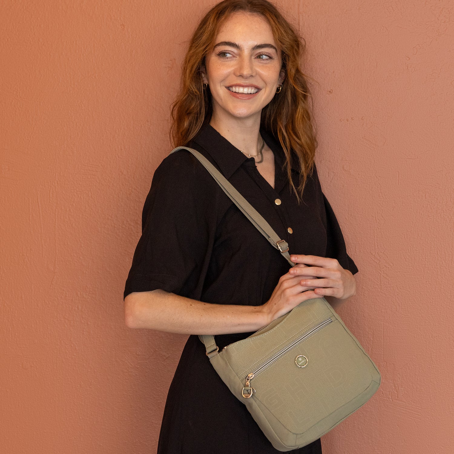 BFY2509-409 Action Olive Green Crossbody Model