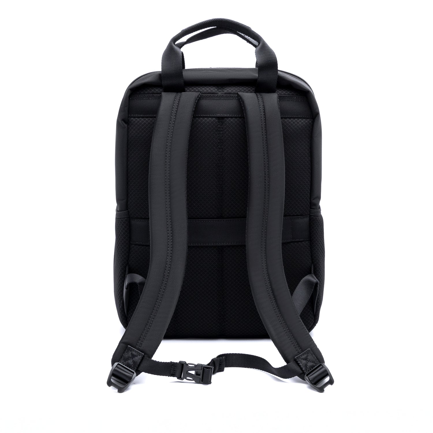 BTT2502-100 Traverse Pro-02 Black Backpack Back