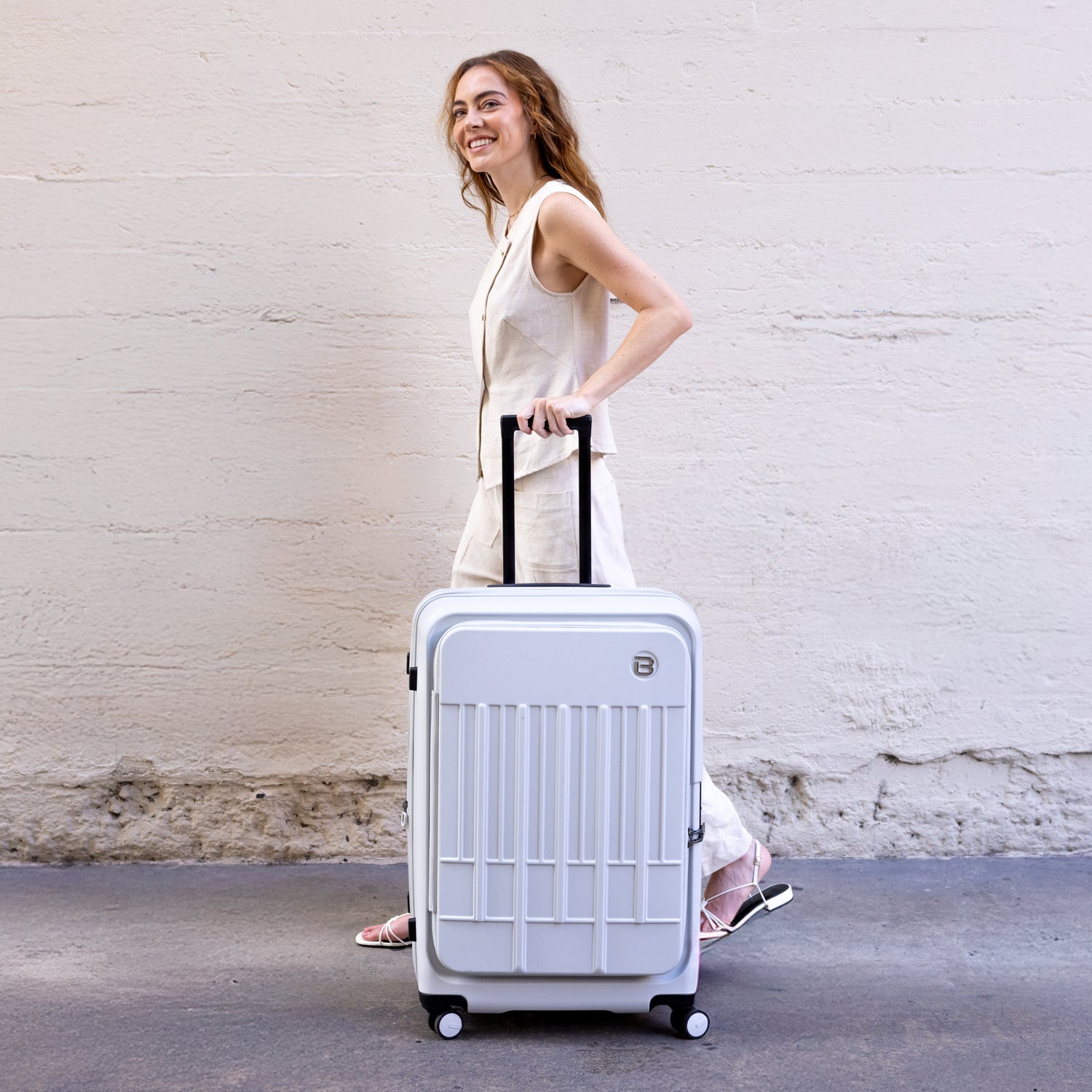 BU6882PC-6D1 Posh Voyage Silver Gray Luggage 28 Model