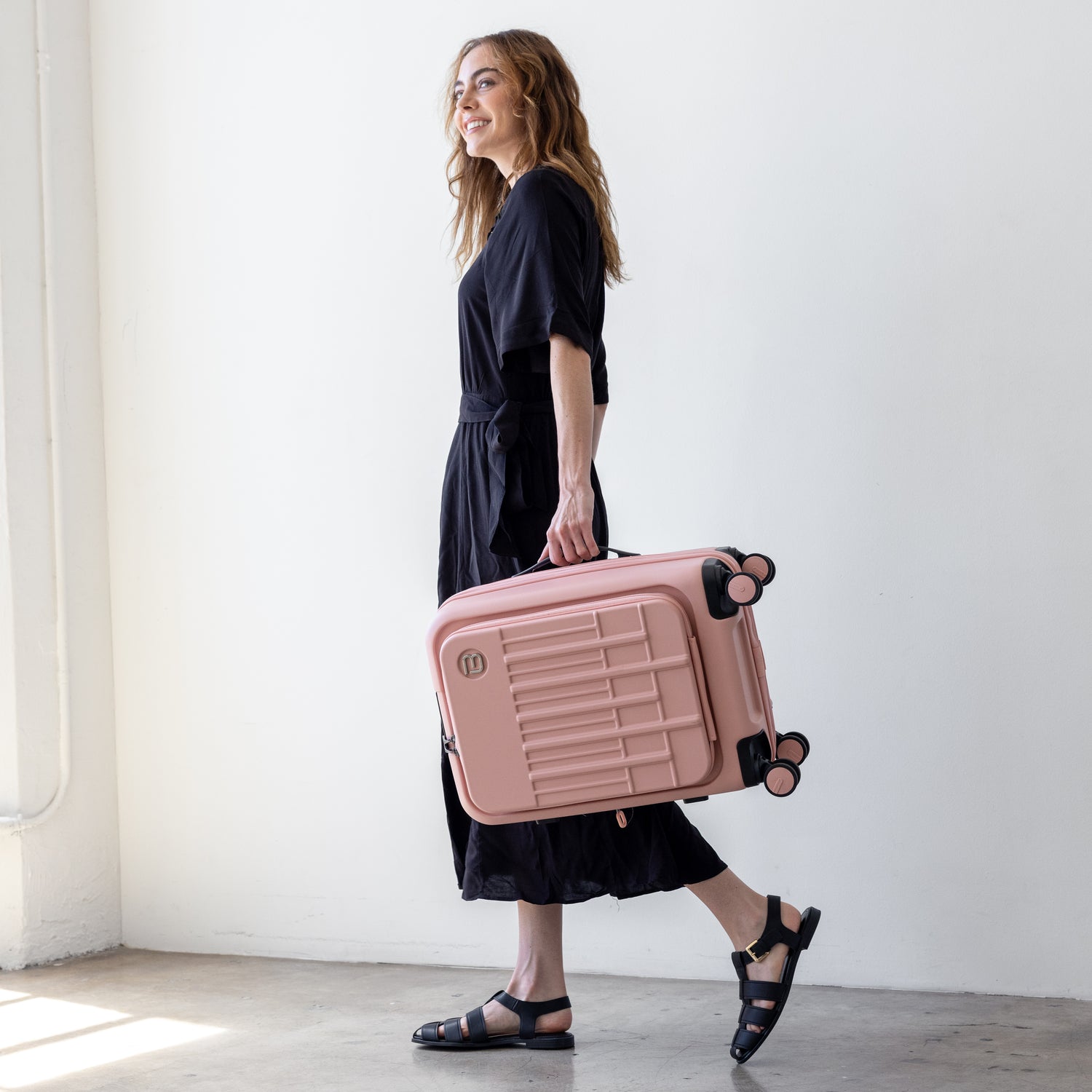 BU6882PC-958 Posh Voyage Pale Mauve Pink Luggage 20 Model